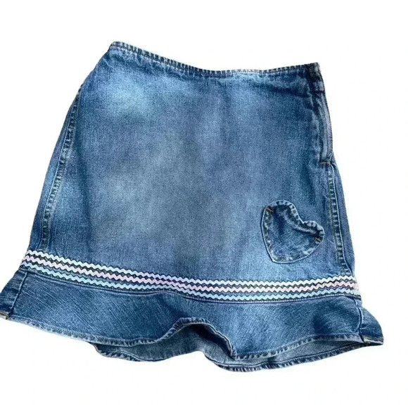 French Toast Girls denim skirt zip and heart shaped pocket size 6x gently used - Picture 1 of 6